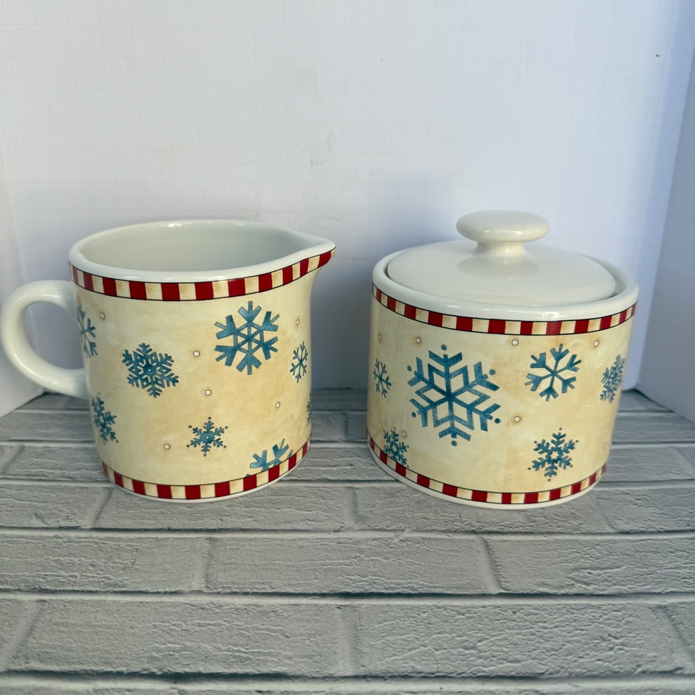 Sakura‎ Debbie Mumm Snowflakes Creamer and Sugar Bowl Set Winter Christmas Blue
